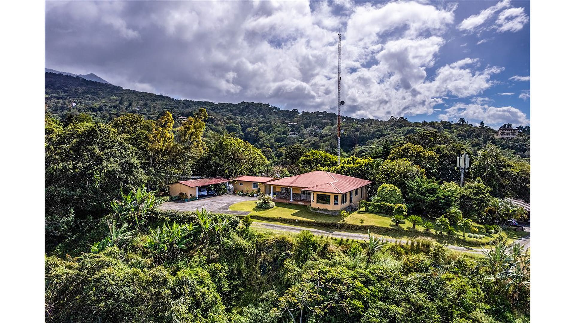 Casa en Boquete con hermosas vistas, Jaramillo Centro Casa en Boquete con hermosas vistas, Jaramillo Centro